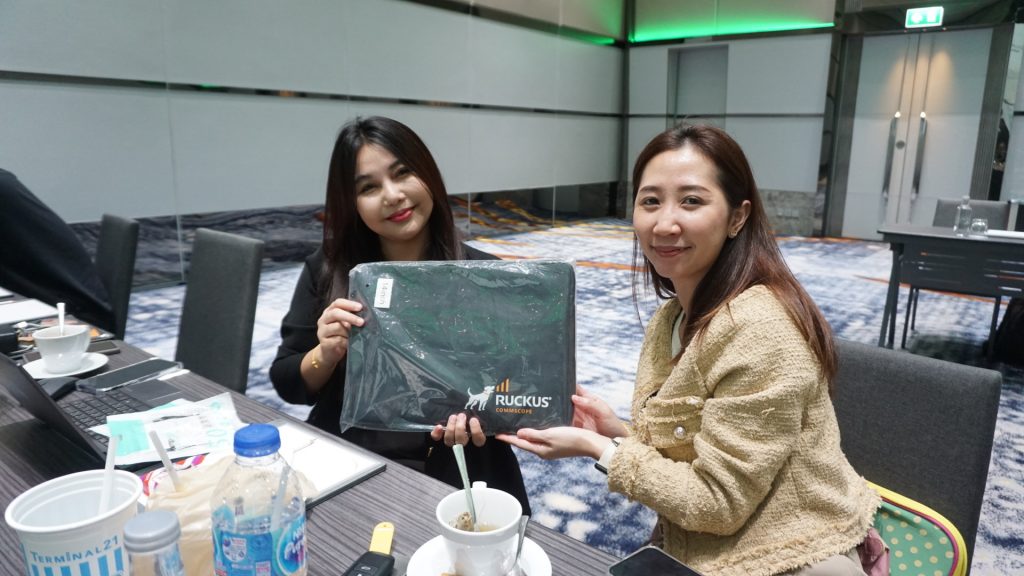 20251114_092843000_iOS